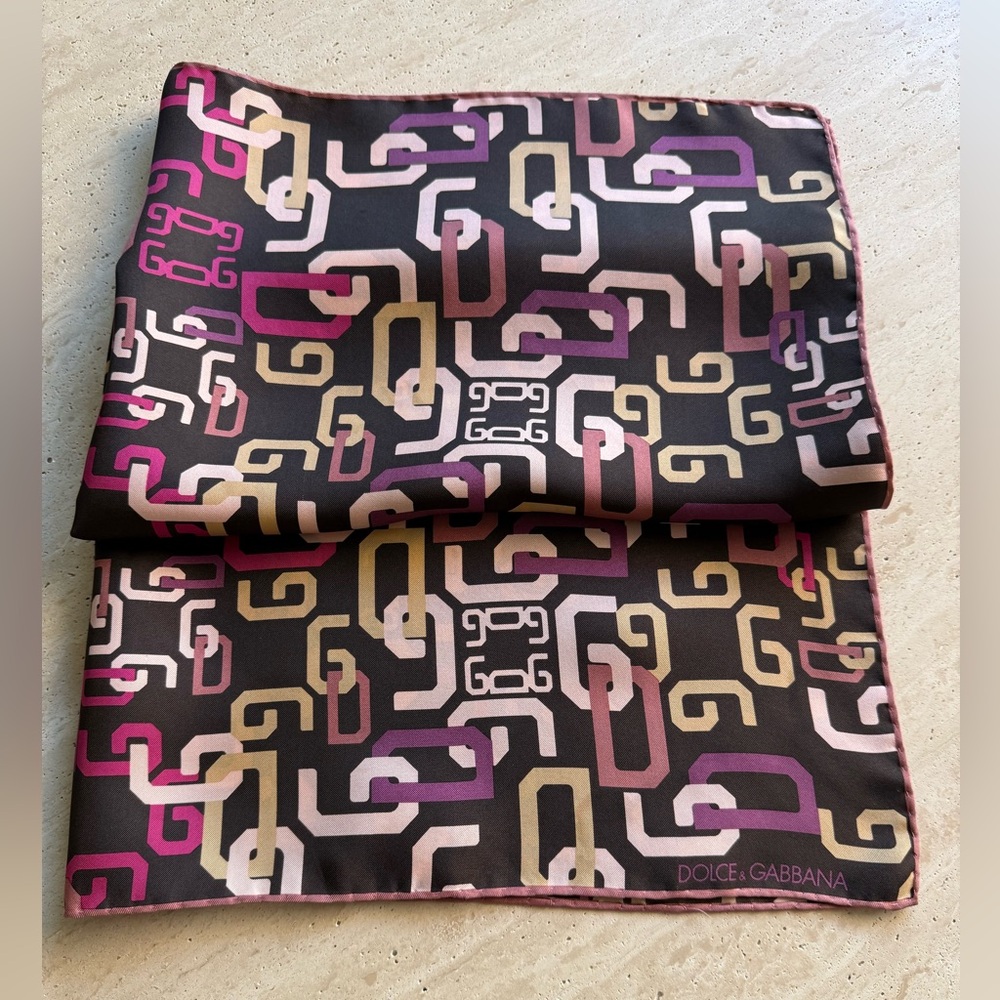 Dolce & Gabbana Silk Geometric Chain Printed Scarf